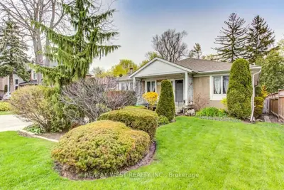 170 Newton Drive, Toronto, On M2m 2n7