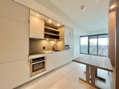 55 Charles Street E 2605, Toronto, On M4y 1s9