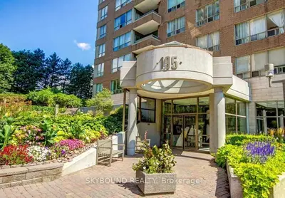195 Wynford Drive 402, Toronto, On M3c 3p3