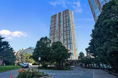 7 Concorde Place 909, Toronto, On M3c 3n4