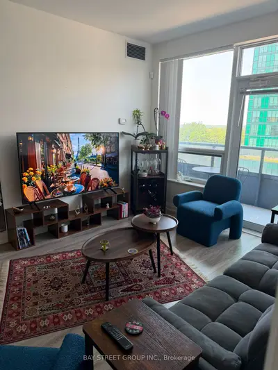 2 Anndale Drive 811, Toronto, On M2n 0g5