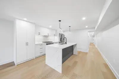 84 Argyle Street Unit 1, Toronto, On M6j 1n9
