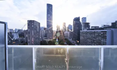 365 Church Street 2113, Toronto, On M5b 1h6