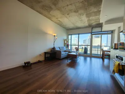 210 Simcoe Street 1109, Toronto, On M5t 0a9