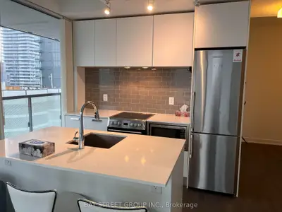 57 St. Joseph Street 2510, Toronto, On M5s 0c5