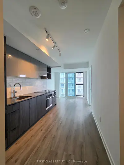 252 Church Street 5009, Toronto, On M5b 0e6