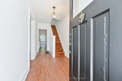 152 Manor Road E, Toronto, On M4s 1r6