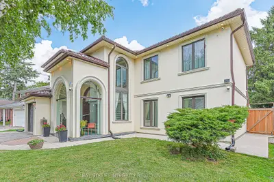 33 Deerford Road, Toronto, On M2j 3h9