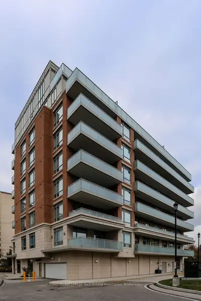 17 Ruddington Drive 402, Toronto, On M2k 0a8