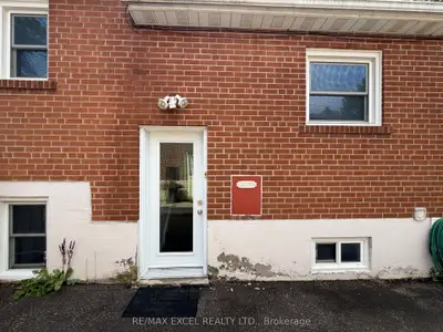 23 Linelle Street Bsmt, Toronto, On M2n 2j4