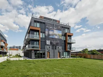 75 Curlew Drive 24, Toronto, On M3a 0a9