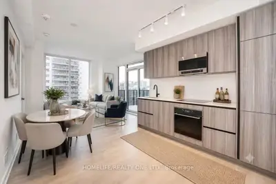 117 Broadway Avenue 1111, Toronto, On M4p 1v3