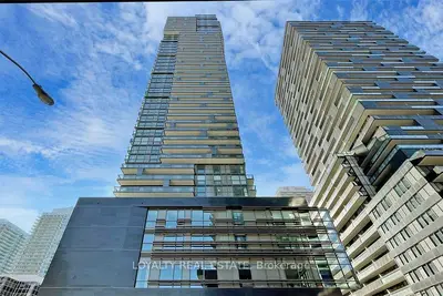 39 Roehampton Avenue 1409, Toronto, On M4p 1p9