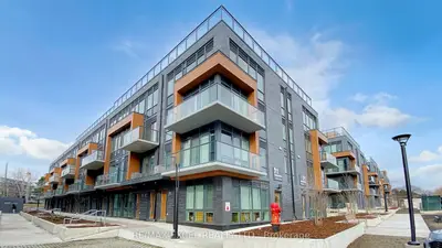 73 Curlew Drive 25, Toronto, On M3a 0b1