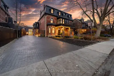 38 Beaconsfield Avenue Main House, Toronto, On M6j 3h9