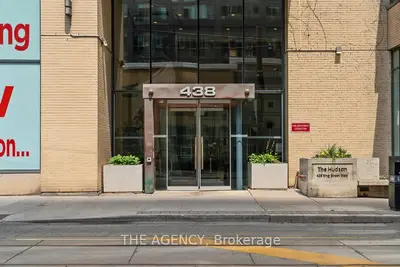 438 King Street W 1314, Toronto, On M5v 3t9