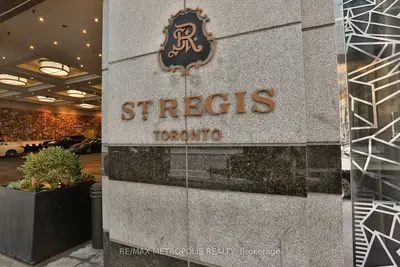 311 Bay Street 4201, Toronto, On M5h 4g5