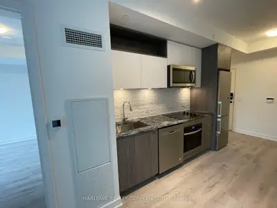 135 Lower Sherbourne Street 638 W, Toronto, On M5a 1y4
