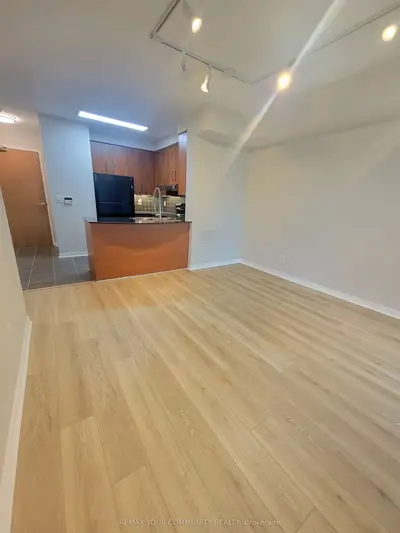 5500 Yonge Street 209, Toronto, On M2n 7l1