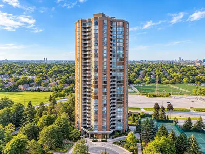 85 Skymark Drive 502, Toronto, On M2h 3p2