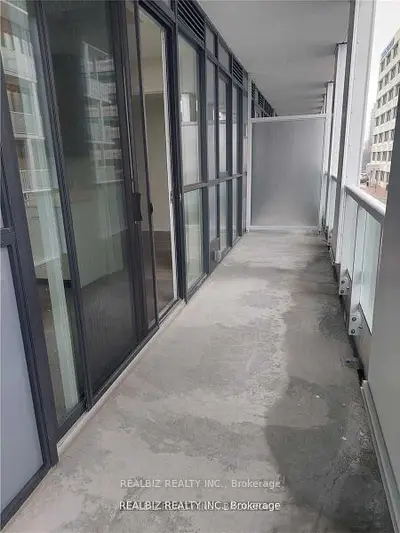 188 Fairview Mall Drive 325, Toronto, On M2j 4t1