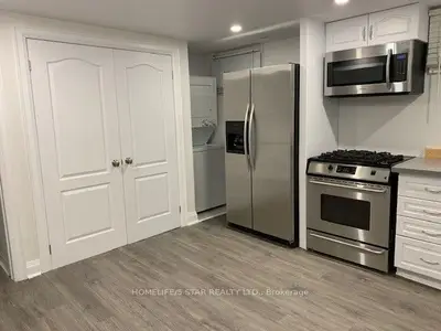 66 Northdale Road Backyard Bsmt Apt, Toronto, On M2l 2m1