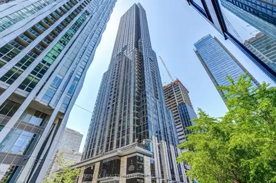 11 Yorkville Avenue 2409, Toronto, On M4w 0b7