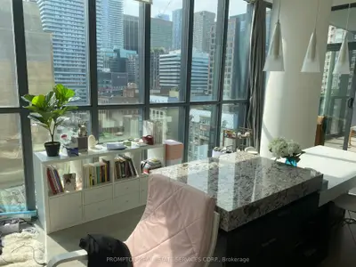 101 Charles Street 1004, Toronto, On M4y 0a9