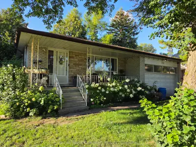 482 Ruth Avenue, Toronto, On M2m 2j3