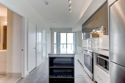188 Fairview Mall Drive 1710, Toronto, On M2j 0h7