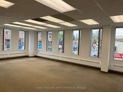 3335 Yonge Street 201, Toronto, On M4n 2m1