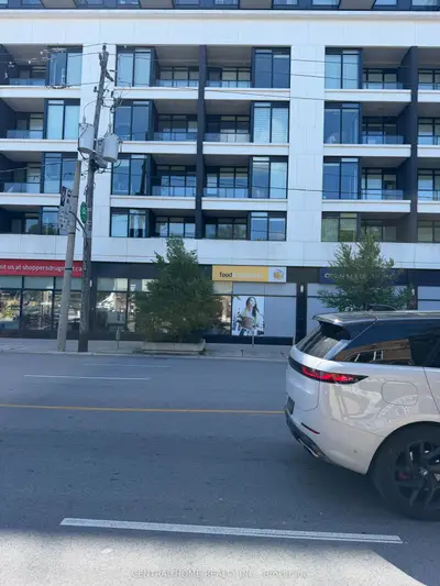 924 Eglinton Avenue W, Toronto, On M6c 2c2