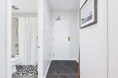 456 College Street 415, Toronto, On M6g 4a3