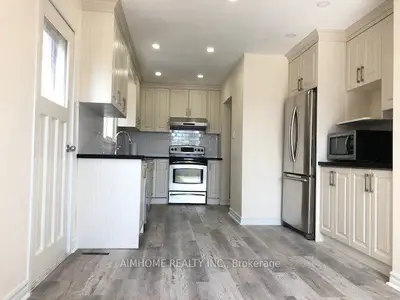 5 Reiber Crescent, Toronto, On M2h 1c3