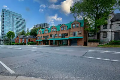 220 Avenue Road 4, Toronto, On M5r 2j4