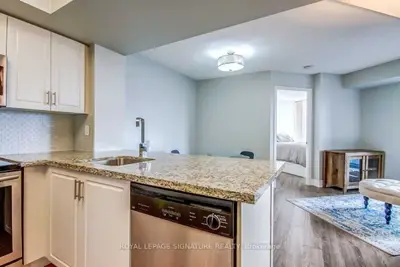 28 Harrison Garden Boulevard 1703, Toronto, On M2n 7b5