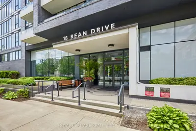 18 Rean Drive 204, Toronto, On M2k 0c7