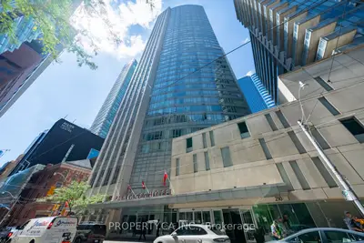 210 Victoria Street 912, Toronto, On M5b 2r3