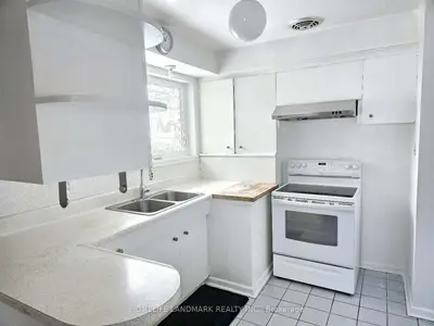 39 Bathford Crescent, Toronto, On M2j 2s3
