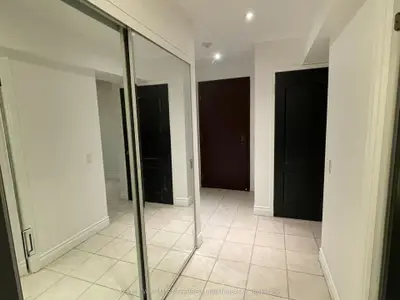 1 Clairtrell Road 205, Toronto, On M2n 7h5