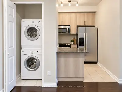 18 Holmes Avenue 1901, Toronto, On M2n 0e1