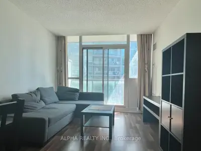 25 Lower Simcoe Street 1703, Toronto, On M5j 3a1