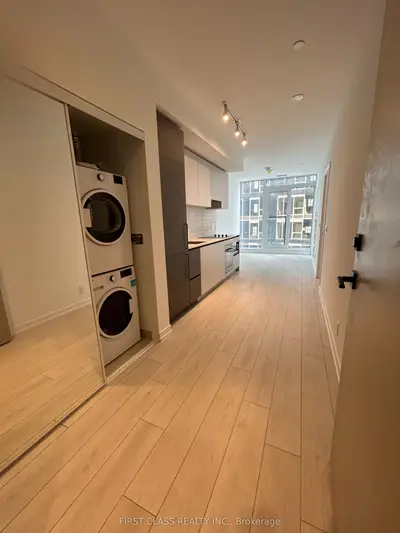55 Mercer Street 2710, Toronto, On M5v 0w4