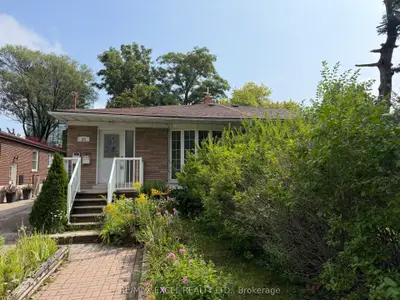 23 Linelle Street, Toronto, On M2n 2j4