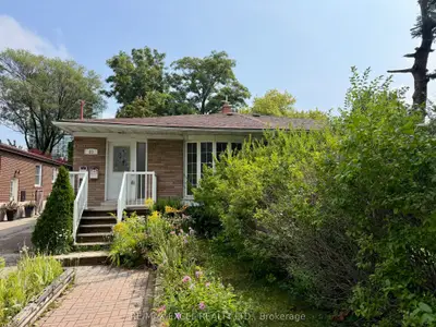 23 Linelle Street, Toronto, On M2n 2j4