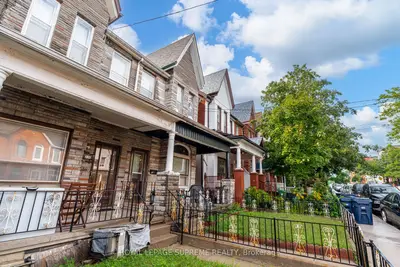 238 Brock Avenue, Toronto, On M6k 2m2