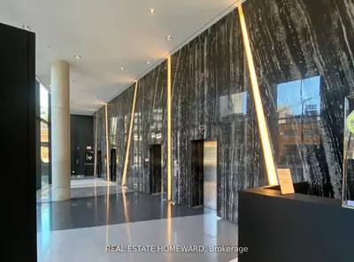 125 Peter Street 1901, Toronto, On M5v 0m2