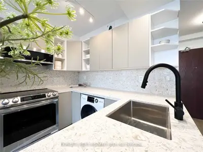 1055 Bay Street 803, Toronto, On M5s 3a3