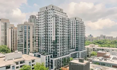 89 Montclair Avenue 1919, Toronto, On M5p 0a9
