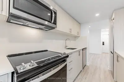 201 Sherbourne Street N0104, Toronto, On M5a 3x1